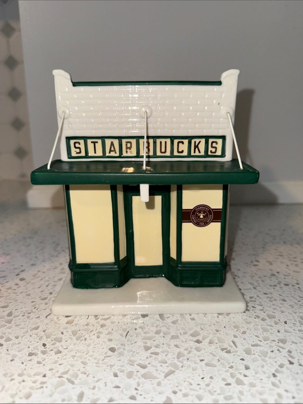 Starbucks Green and Cream Mini Storefront 2016 Holiday Collectible